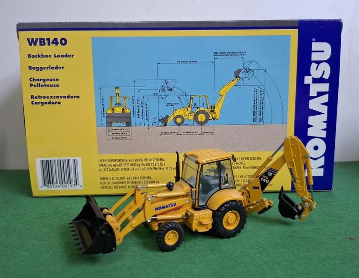 Komatsu WB140 backhoe loader First Gear 1/50 MIB, Hobby en Vrije tijd, Modelauto's | 1:50, Zo goed als nieuw, Overige typen, Overige merken