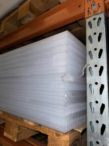 Polycarbonaat platen 32mm 123cm x 400cm opaal wit nieuw beschikbaar voor biedingen