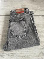 Diesel jeans dames 28 / 32, Ophalen of Verzenden, Zo goed als nieuw, Diesel, W28 - W29 (confectie 36)