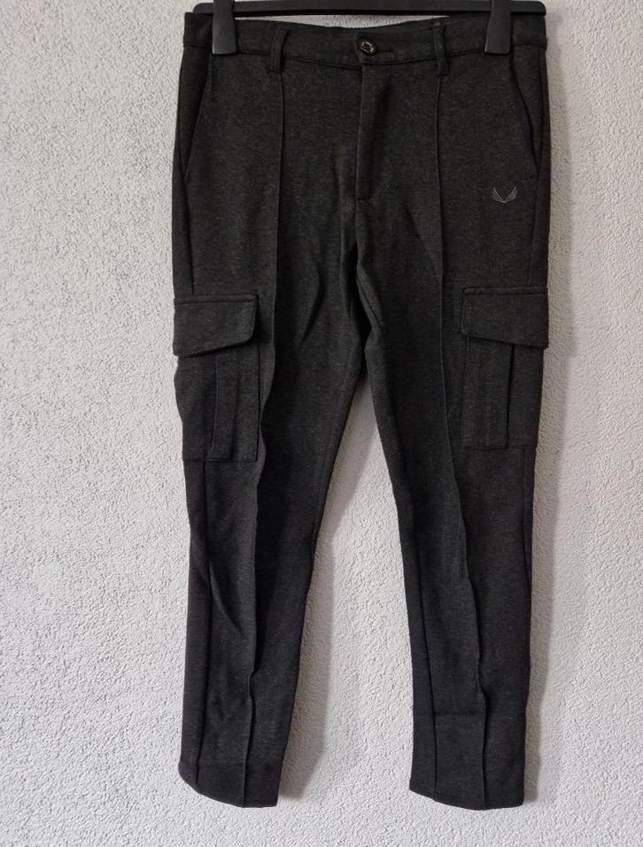 Zumo jog pants donkergrijs maat 46, Kleding | Heren, Broeken en Pantalons, Zo goed als nieuw, Maat 46 (S) of kleiner, Grijs, Verzenden