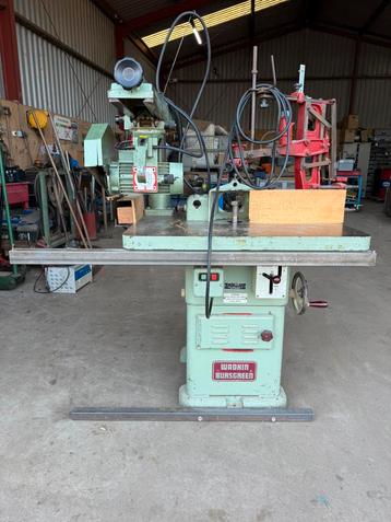 Wadkin Bursgreen tafelfrees met Radial Steff aanvoerarm beschikbaar voor biedingen