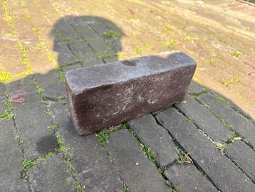 Veel stenen voor terras beschikbaar voor biedingen