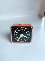 Vintage wekker Kienzle oranje #Rotundumvintage, Witgoed en Apparatuur, Wekkers, Ophalen of Verzenden, Zo goed als nieuw