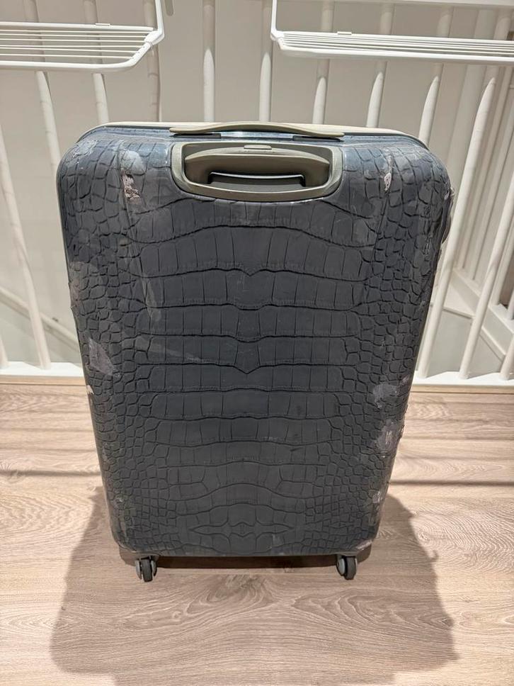 Suitsuit Koffer Groot - Gebruikt GRATIS, Sieraden, Tassen en Uiterlijk, Koffers, Gebruikt, Hard kunststof, 70 cm of meer, 55 cm of meer