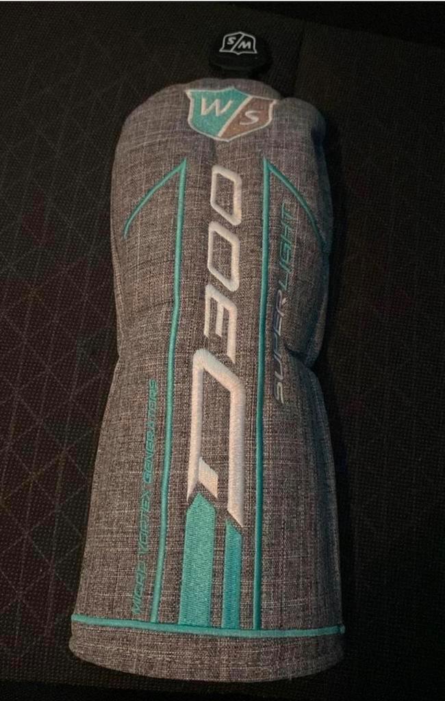 NIEUWE WILSON D300 SUPERLGHT HEADCOVER VOOR FAIRWAY WOODS, Sport en Fitness, Golf, Nieuw, Club, Ophalen