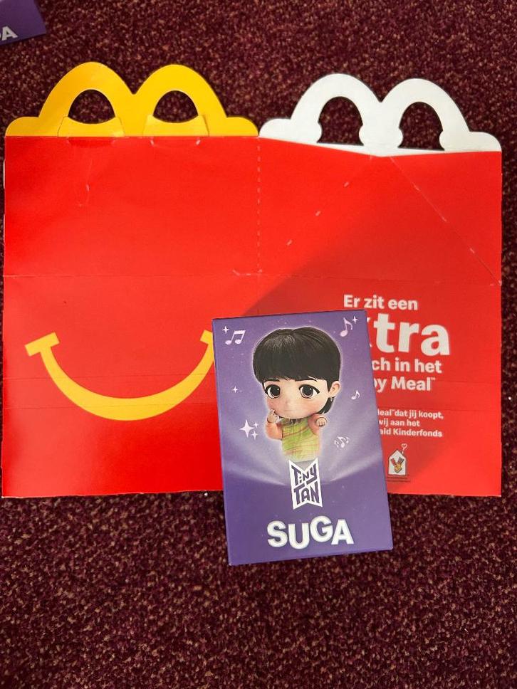 Suga Bts Tiny tan mc Donalds Tinytan nieuw in doos, Verzamelen, Flippo's, Verzameling, Adventure, Ophalen of Verzenden