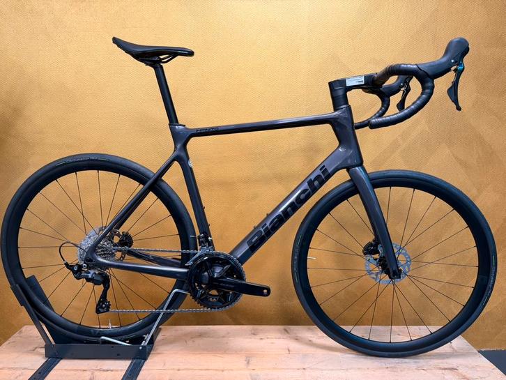 Nieuwe Bianchi infinito - endurance- van €2650 voor €1950, Fietsen en Brommers, Fietsen | Racefietsen, Nieuw, Overige merken, Meer dan 20 versnellingen