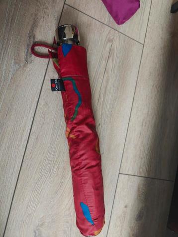 Knirps Paraplu - Rood met Design beschikbaar voor biedingen