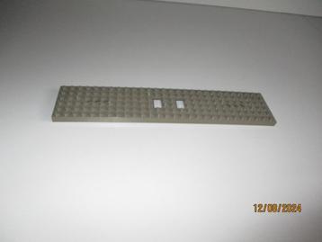 LEGO 9 v DONKERGRIJZE Treinbodemplaat 28x6 perfecte staat! beschikbaar voor biedingen
