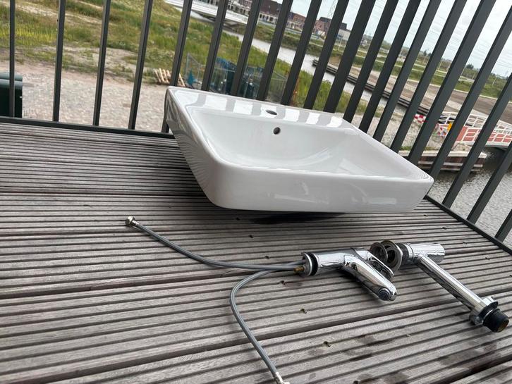 Geberit Icon Wastafel, Doe-het-zelf en Verbouw, Sanitair, Gebruikt, Wastafel, Ophalen