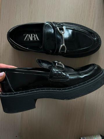 ZARA Black Loafers – Size EU 38 beschikbaar voor biedingen