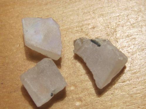 min. 3 ruwe edelstenen REGENBOOG MAANSTEEN (5), Verzamelen, Mineralen en Fossielen, Mineraal, Verzenden