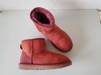 Ugg MAAT 38 { Uk 5.5 } rode Ugg boots laarzen Classic Mini, Kleding | Dames, Schoenen, Verzenden, Lage of Enkellaarzen, Ugg / UGG