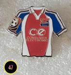 Pin Voetbalshirt, Verzamelen, Speldjes, Pins en Buttons, Verzenden, Gebruikt