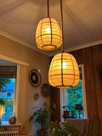 Set van twee prachtige  jute rotan hanglampen, als nieuw!, Huis en Inrichting, Lampen | Hanglampen, Ophalen, Zo goed als nieuw