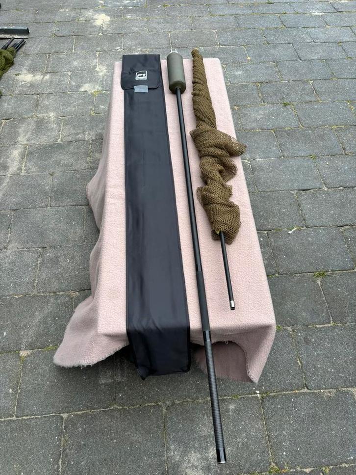 Solar P1 bow loc schepnet, Watersport en Boten, Hengelsport | Karpervissen, Gebruikt, Net of Fuik, Ophalen of Verzenden