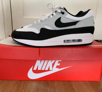Ni Air Max 1, Black/ White, 47  beschikbaar voor biedingen
