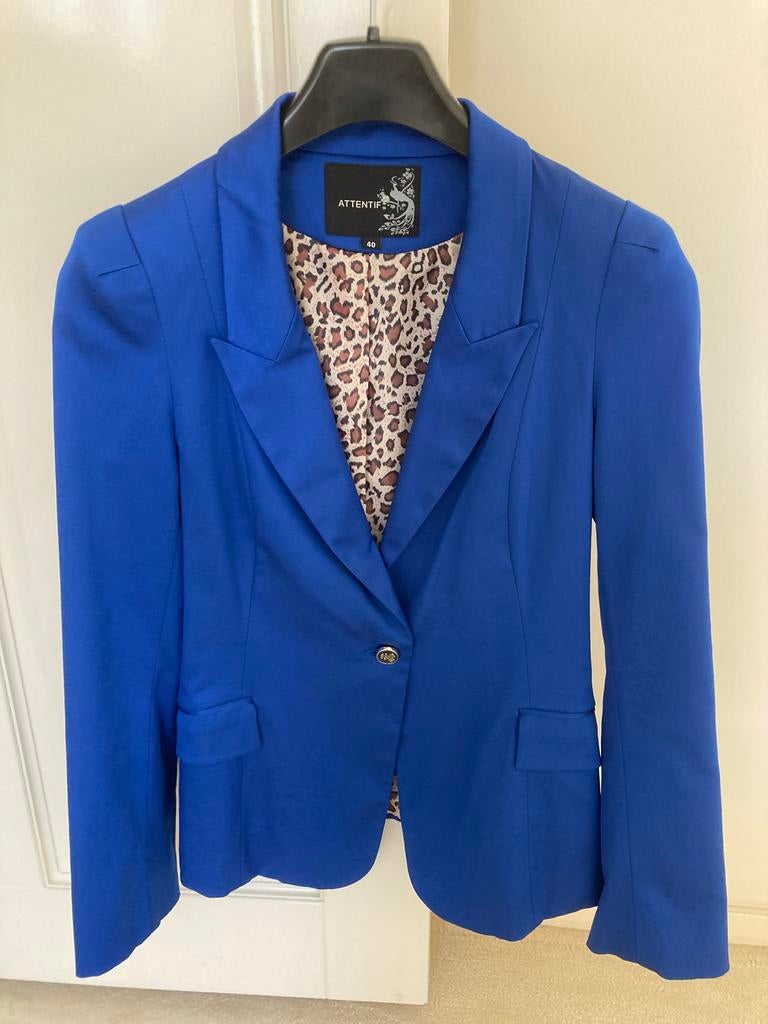 Attentif Cobalt Blauw Getailleerd Jasje Maat 38-40, Maat 38/40 (M), Blauw, Ophalen of Verzenden, Zo goed als nieuw