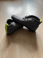 Grijze Adidas schoenen, Ophalen of Verzenden, Zo goed als nieuw, Overige kleuren