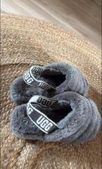 Uggs pantofels, Ophalen, UGG, Zo goed als nieuw, Pantoffels of Sloffen