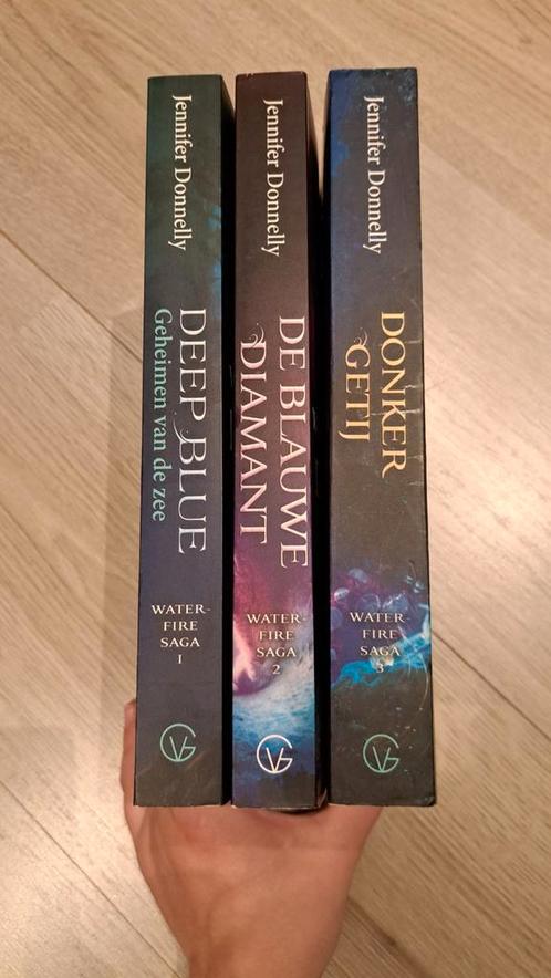 Jennifer Donnelly - Deep blue, Boeken, Kinderboeken | Jeugd | 13 jaar en ouder, Nieuw, Ophalen of Verzenden