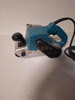 Makita bandschuurmachine 9403, Doe-het-zelf en Verbouw, Gereedschap | Schuurmachines, Ophalen, Zo goed als nieuw, 600 tot 1200 watt