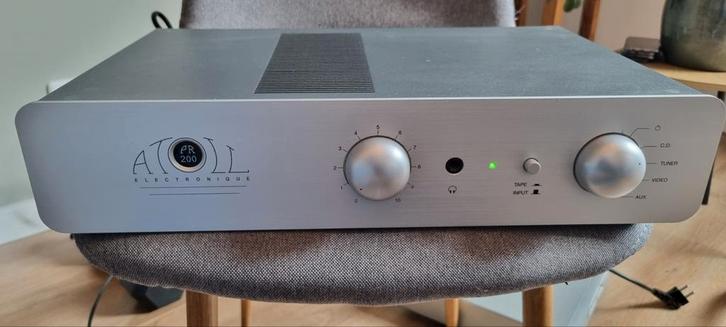 Atoll PR 200 voorversterker, Audio, Tv en Foto, Versterkers en Receivers, Zo goed als nieuw, 120 watt of meer, Overige merken