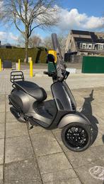Vespa sprint piaggo, Fietsen en Brommers, Scooters | Vespa, Ophalen, Gebruikt, Maximaal 45 km/u, Benzine