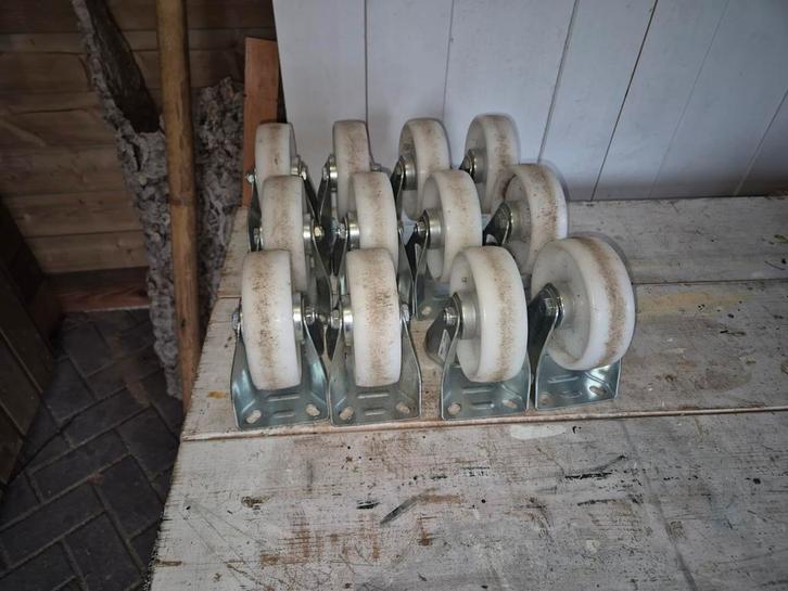 Nog 4 Polypropyleen bokwiel 125mm 2 Euro/stuk, Doe-het-zelf en Verbouw, Zwenkwielen, Zo goed als nieuw, Ophalen