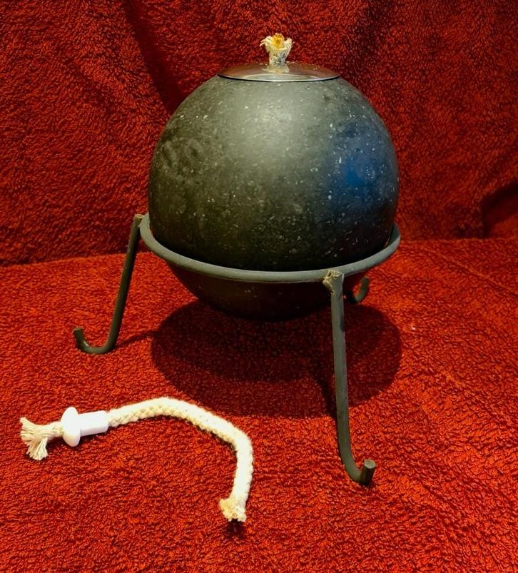 Oliebrander, olie-licht, zwart graniet / steen., Huis en Inrichting, Woonaccessoires | Overige, Zo goed als nieuw, Ophalen of Verzenden