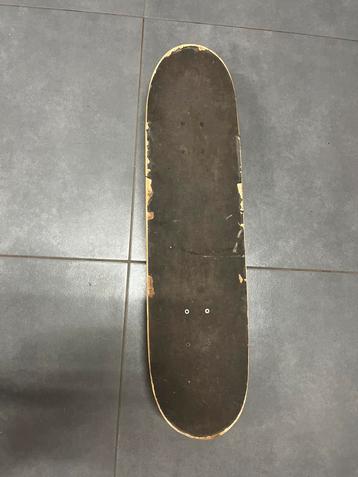 Skateboard beschikbaar voor biedingen