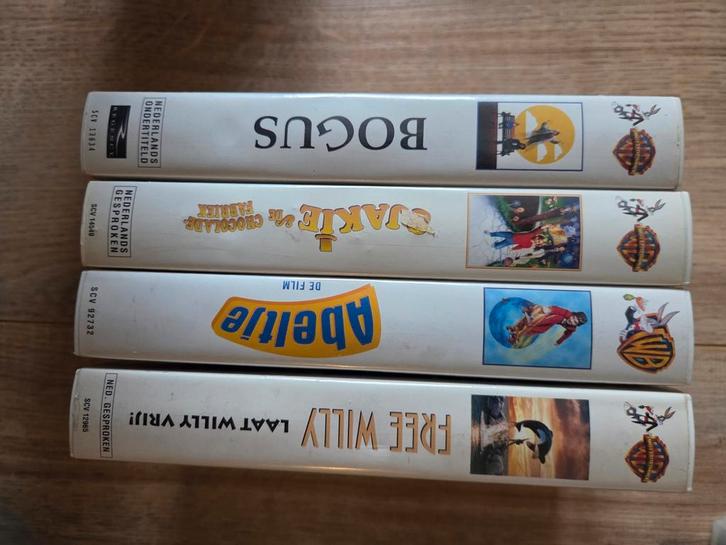 Warner Bros. Videobanden - Diverse Titels, Cd's en Dvd's, VHS | Film, Gebruikt, Vanaf 6 jaar, Ophalen of Verzenden