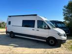 Volkswagen Crafter Camper (off-grid buscamper 4 seizoenen), Caravans en Kamperen, Campers, Chemisch toilet, Buscamper of Camperbus