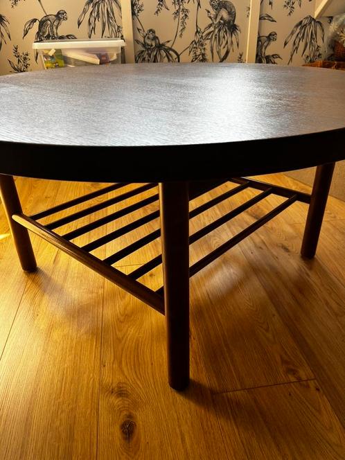 Unieke IKEA LISTERBY salontafel (niet in ikea NL te koop!), Huis en Inrichting, Tafels | Salontafels, Zo goed als nieuw, Minder dan 50 cm