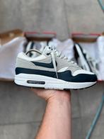 Nike Air Max 1 Amory Navy maat 41, Blauw, Nike, Nieuw, Ophalen of Verzenden