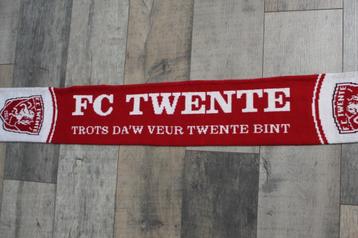 FC Twente sjaal beschikbaar voor biedingen