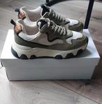 BLUE BOX Sneaker groen beige zwart Maat 39🙂, Kleding | Dames, Schoenen, Blue Box, Beige, Nieuw, Ophalen of Verzenden
