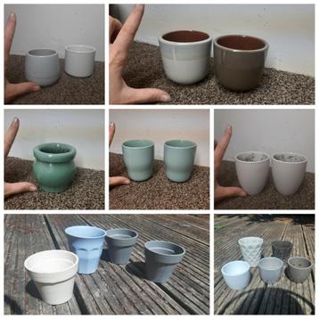 Kleine plant potjes 1€ of 10€ voor alles beschikbaar voor biedingen