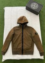 Stone Island jas Soft Shell regen windbreaker, Kleding | Heren, Jassen | Zomer, Bruin, Ophalen of Verzenden, Maat 46 (S) of kleiner
