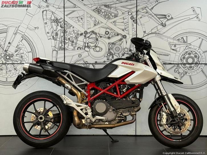 Ducati Hypermotard 1100 (bj 2009), Motoren, Motoren | Ducati, Bedrijf, SuperMoto, meer dan 35 kW