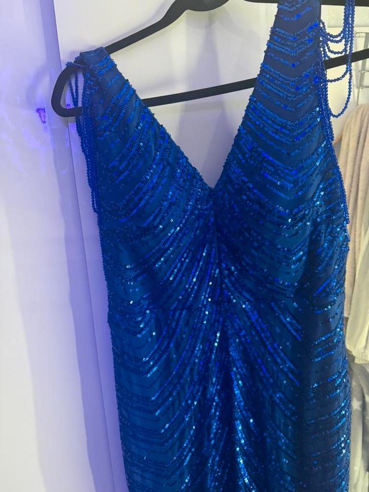 Gala jurk, Kleding | Dames, Jurken, Zo goed als nieuw, Maat 46/48 (XL) of groter, Blauw, Onder de knie, Ophalen of Verzenden