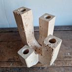 Brutalist travertine kandelaar, design Fratelli Manneli., Antiek en Kunst, Ophalen of Verzenden, Overige materialen
