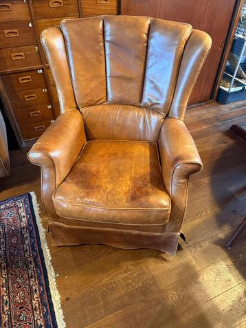 Vintage Franse leren clubfauteuil uit de jaren 40 beschikbaar voor biedingen