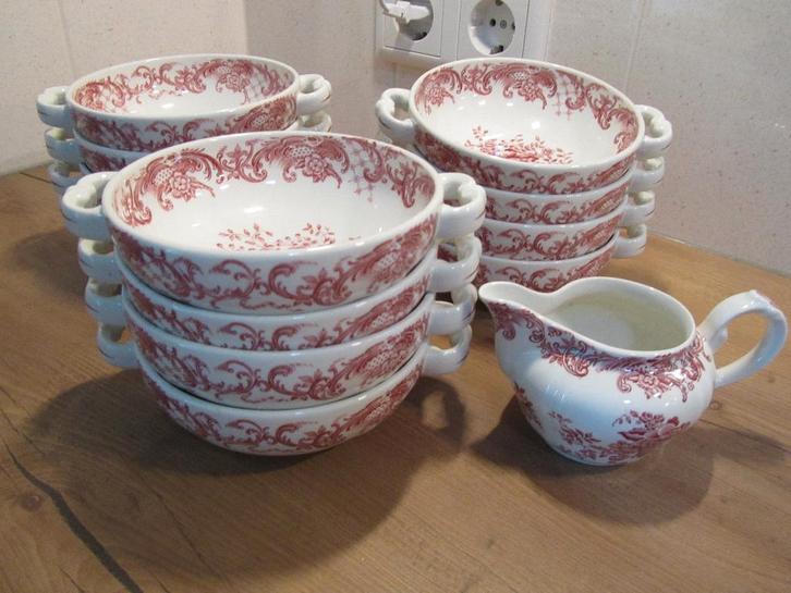 Valeria rood Villeroy en Boch serviesdelen roze, Huis en Inrichting, Keuken | Servies, Zo goed als nieuw, Overige typen, Overige stijlen