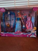 Disney Cinderella Pop met Kleedkamer, Ophalen of Verzenden, Zo goed als nieuw, Barbie