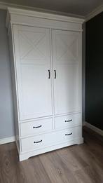Savigno Kinderkamer Compleet - Linnenkast, Kommode, Bedje, Ophalen, 100 tot 150 cm, 200 cm of meer, Zo goed als nieuw