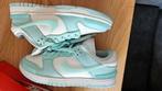 Nieuwe sneakers! Nike dunk low twist maat 38, Kleding | Dames, Schoenen, Ophalen of Verzenden, Nieuw