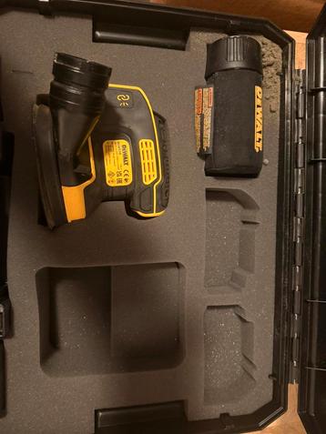 Dewalt DCW210NT-XJ Accu Excenterschuurmachine 125 mm 18V beschikbaar voor biedingen