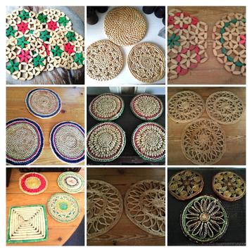Vintage pannenonderzetters riet raffia kralen retro '70   beschikbaar voor biedingen