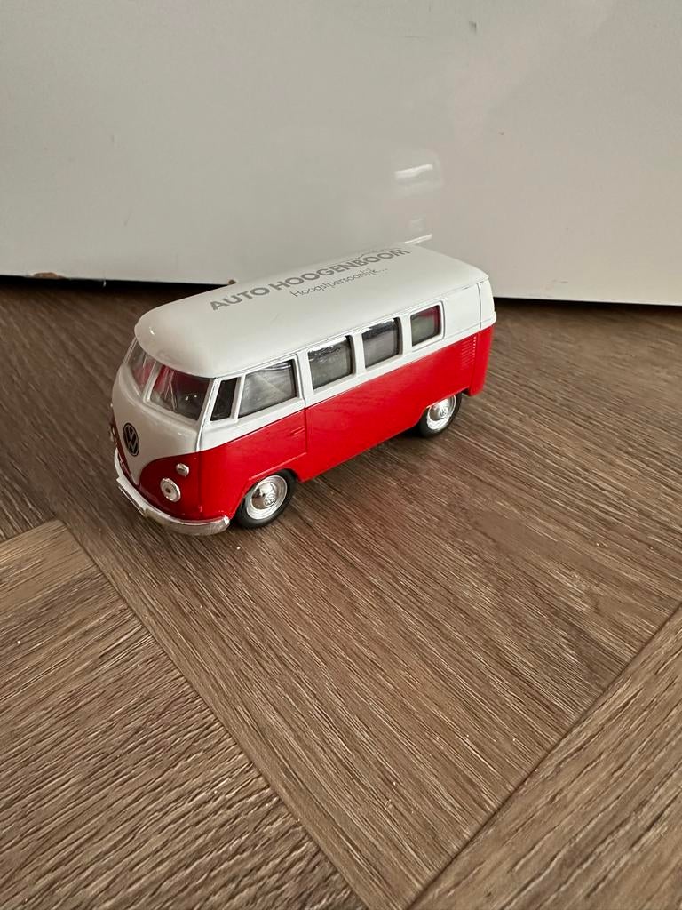 Welly Volkswagen T1 Microbus 1962 Schaalmodel, Ophalen of Verzenden, Zo goed als nieuw, Auto